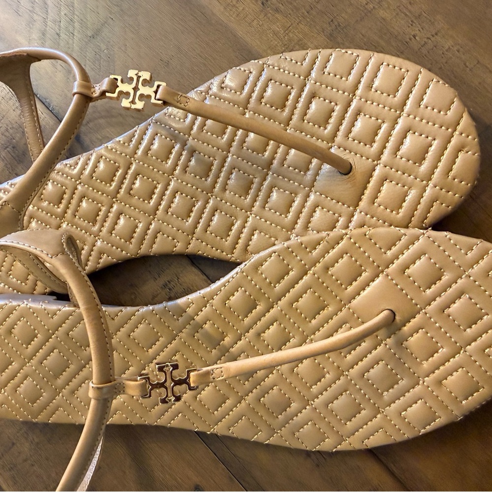 Tory Burch Marion Quilted Leather Thong Toe Sandal Sz 8 - Picture 8 of 8